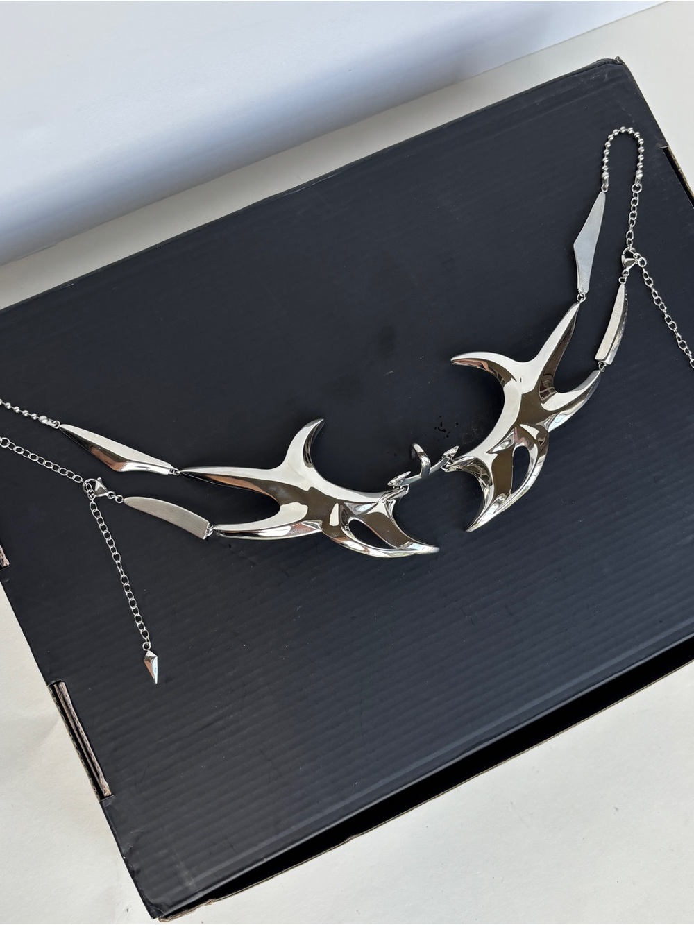 Specialized design unique-shaped fluid lip ring decorative ear jewelry set